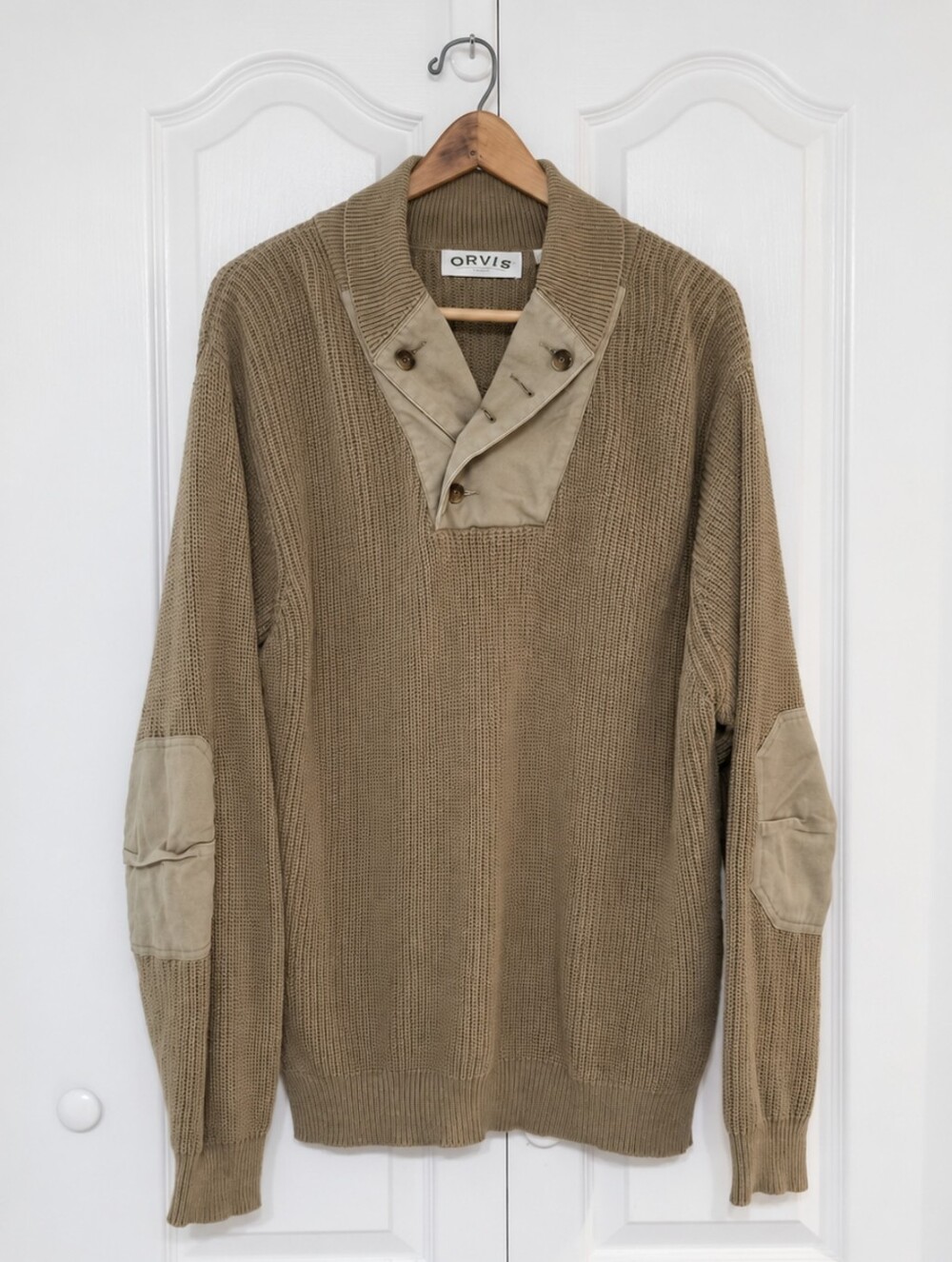 Vintage Orvis Men's Large Tan Sweater WWII Military Mechanic Style Elbow Patches